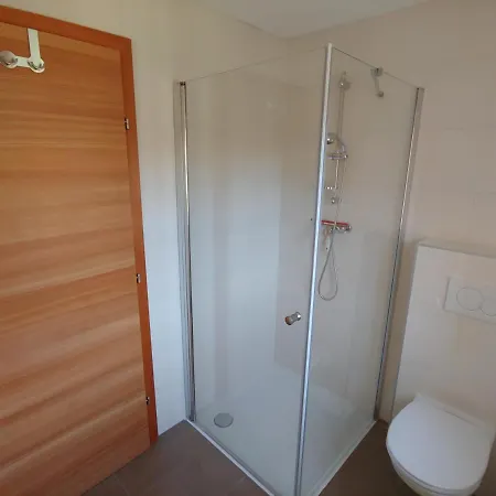 Kleine Reblaus * Bad Waltersdorf