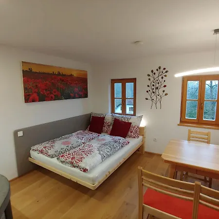Apartament Kleine Reblaus Bad Waltersdorf